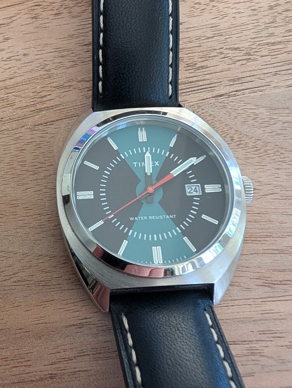 Timex x Todd Snyder Colorblock Milano collab watch - Picture 5 of 6
